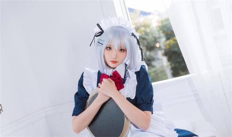 瓜希酱cos信浓，青春好看又有实力的代表coser