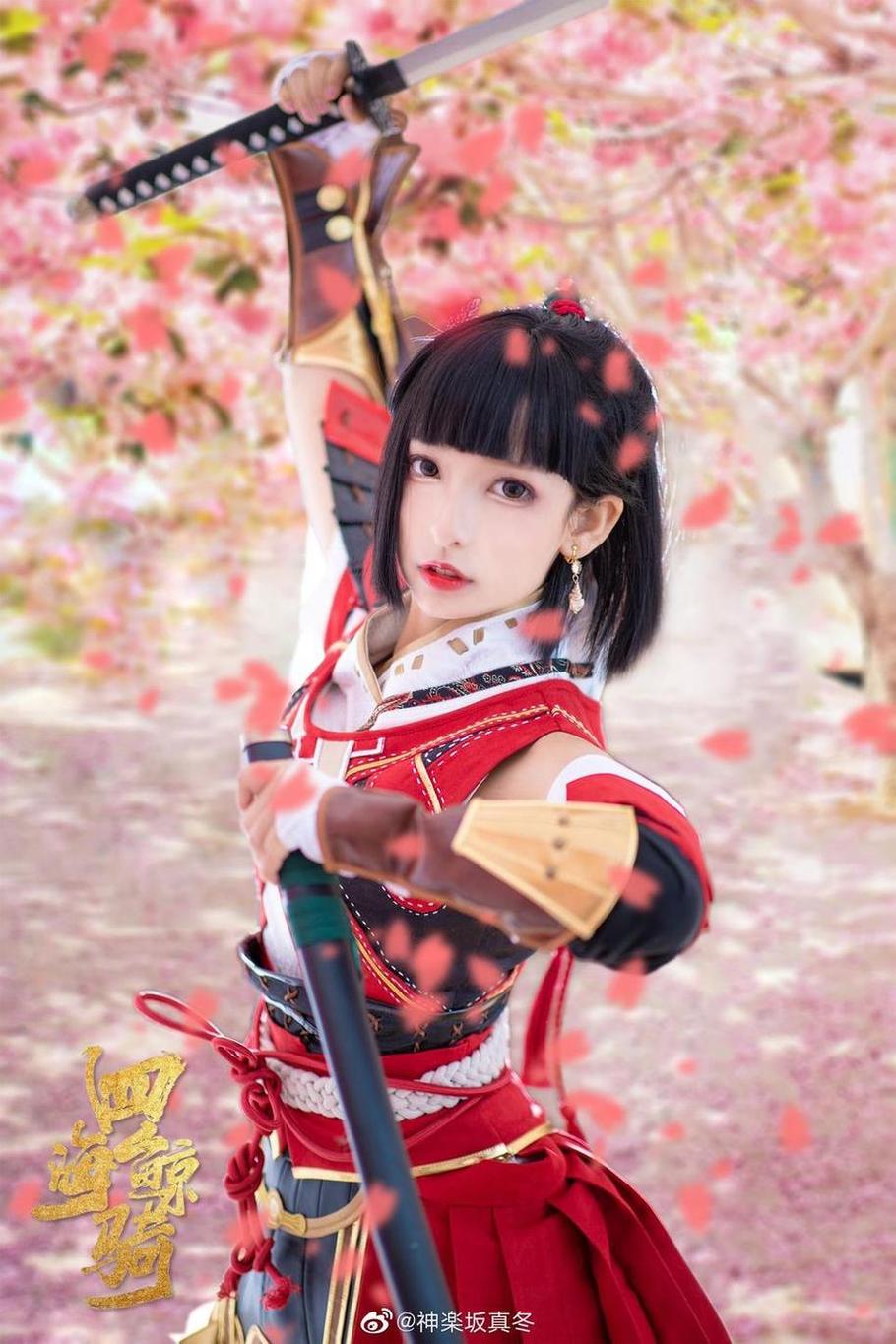 神乐坂真冬致命cosplay美图大赏，画风优美的照片大合集